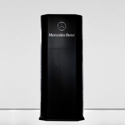 MERCEDES BENZ PYLN DE LAMINA DE ALUMINIO ACERO INOXIDABLE ACABADO ESPEJP Y ESMALTE AUTOMOTRIZ